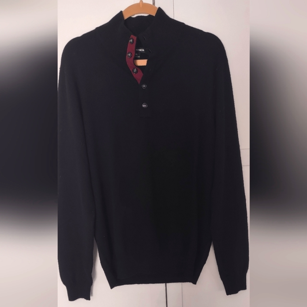 State Cashmere Men's XL Sweater Black With Berry Elbow Patches Great Condition